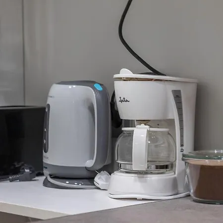 Piso Reformado En Centro *