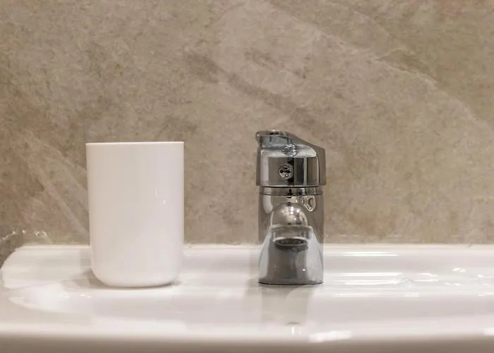 Piso Reformado En Centro *